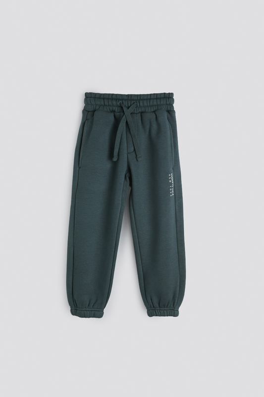 מכנסי טרנינג ארוכים עם הדפס לוגו | קנת קול