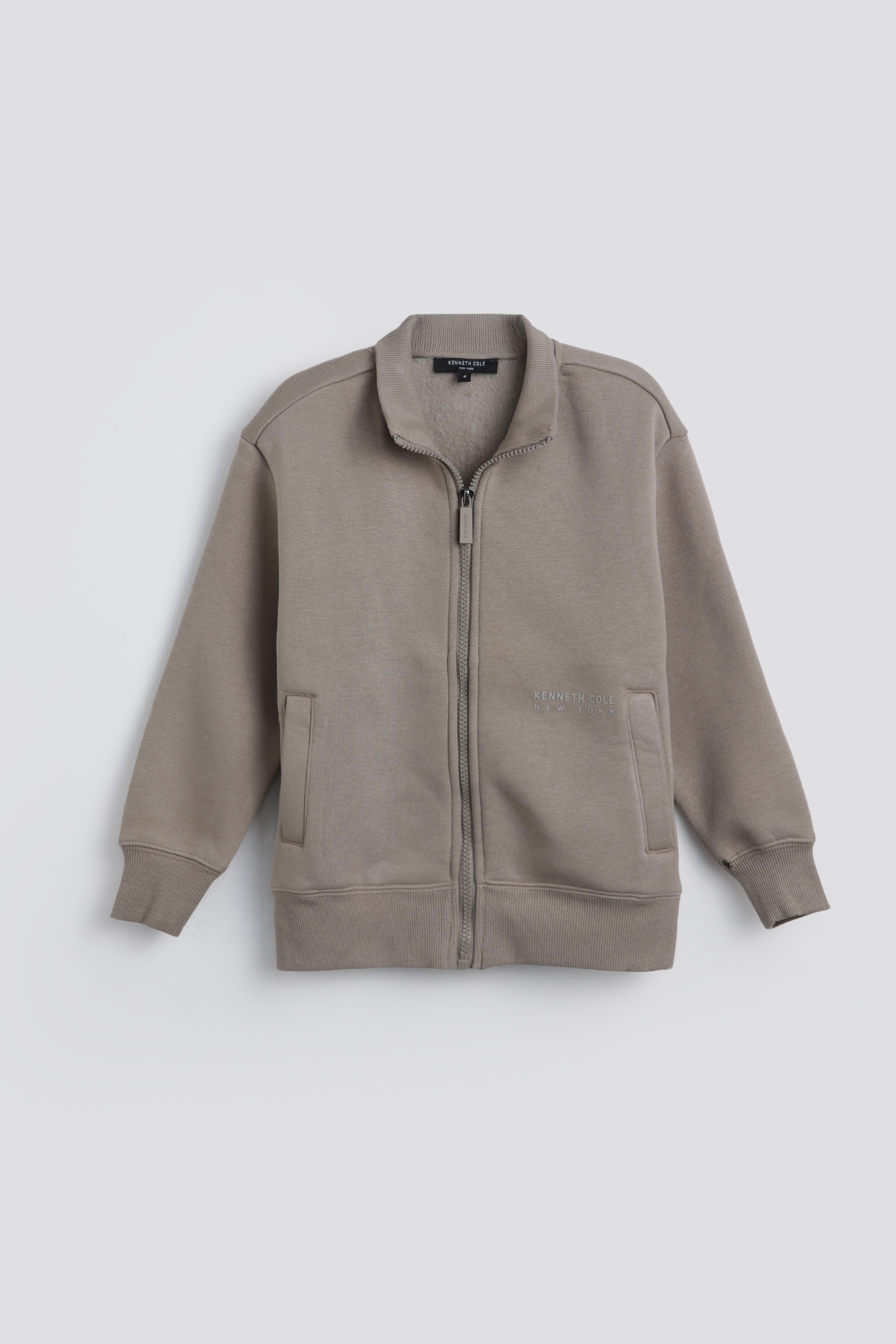 סווטשירט ממותג עם צווארון | קנת קול