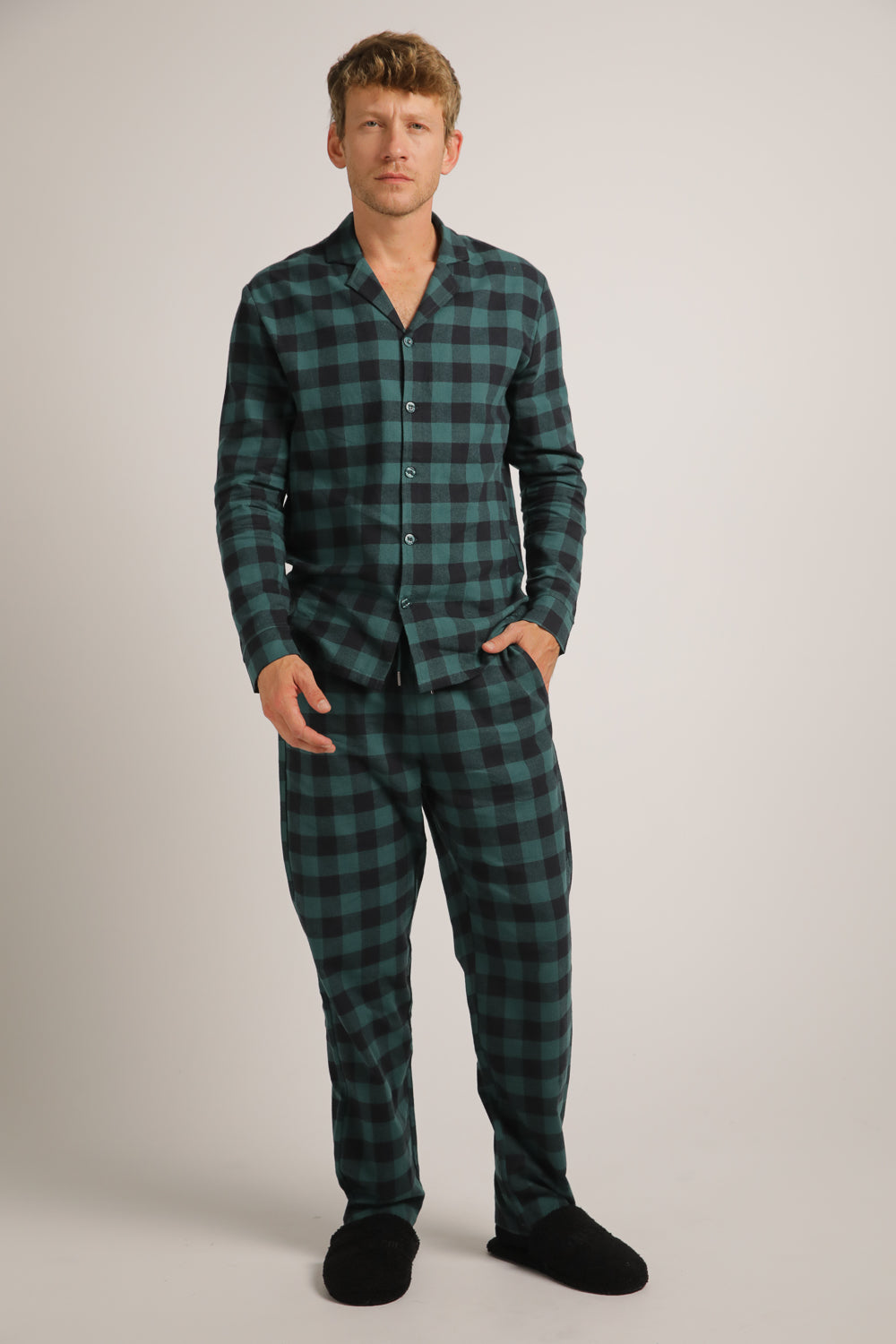 סט פיג'מה פלאנל בעיצוב משבצות | קנת קול