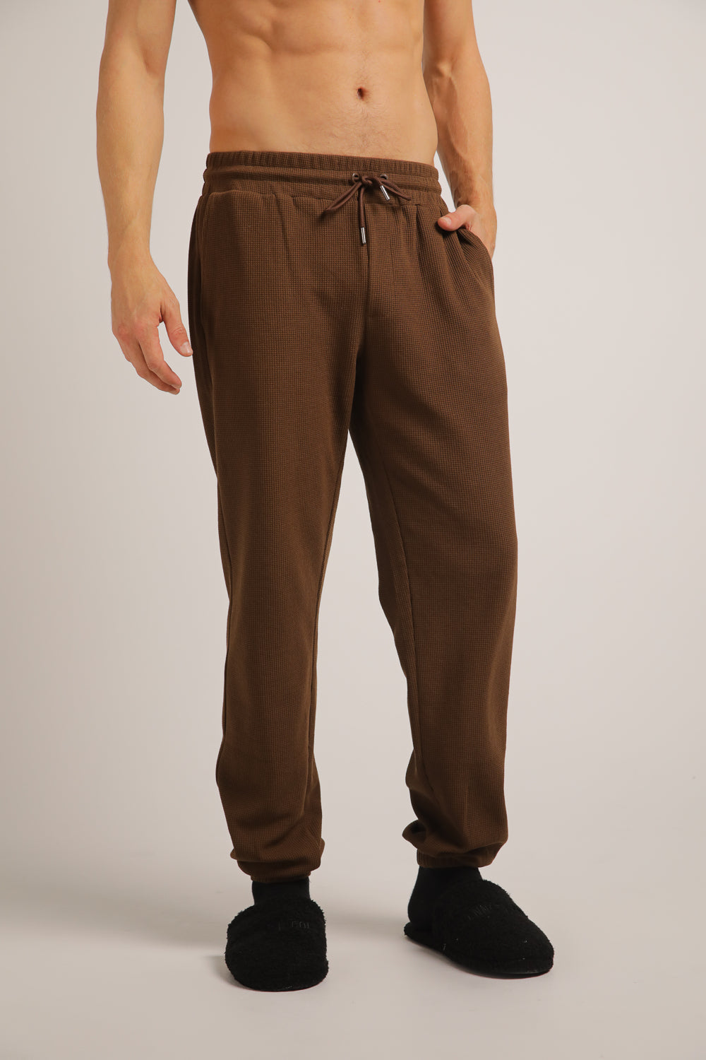 מכנסי טרנינג בטקסטורת וואפל | קנת קול