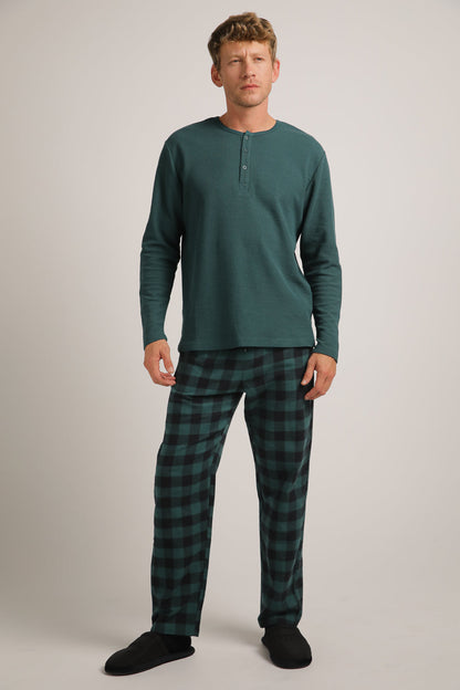 טישירט ארוכה דקה בטקסטורת וואפל | קנת קול