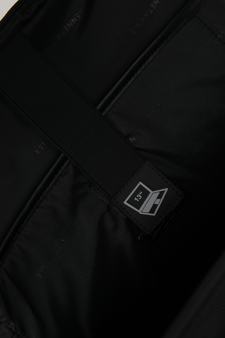 תיק גב בעיצוב מרובע לגברים | קנת קול