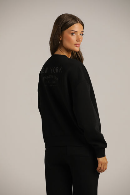 סווטשירט ממותג עם סיומת ריב | קנת קול