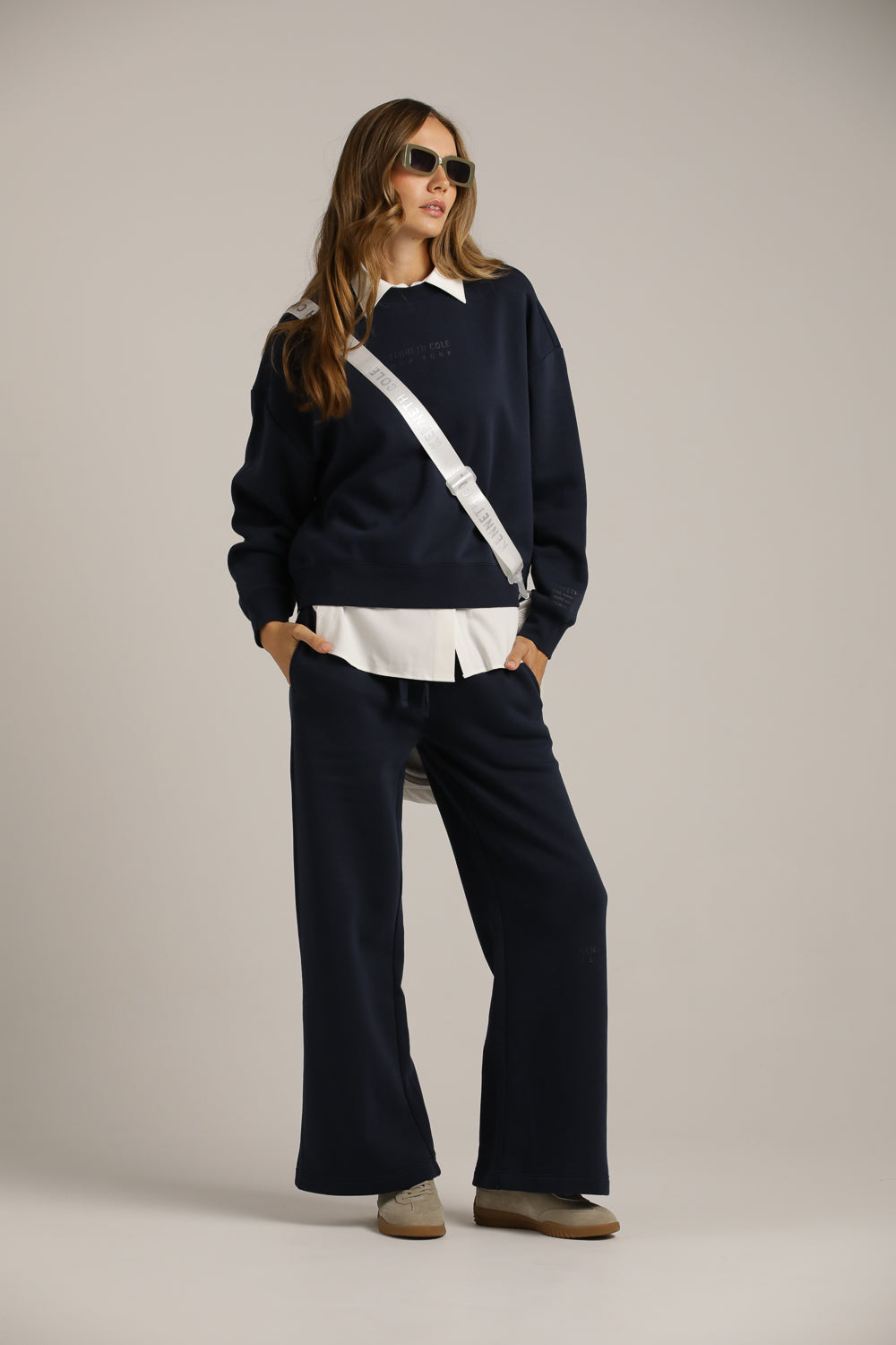 סווטשירט ממותג עם סיומת ריב | קנת קול