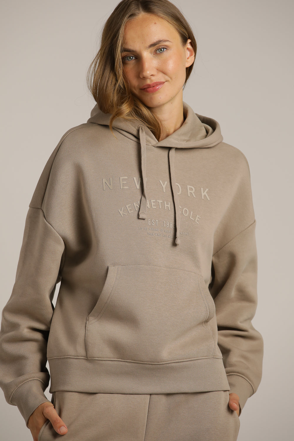 סווטשירט אוברסייז עם כיס קנגרו | קנת קול