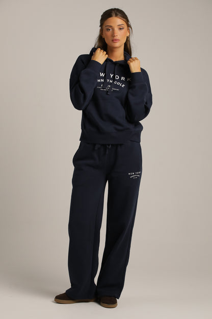 מכנסי טרנינג בגזרה ישרה | קנת קול