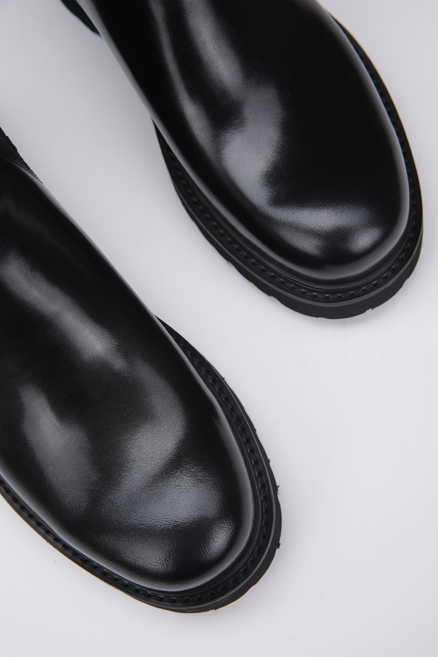 מגפוני עור בסגנון צ'לסי | קנת קול