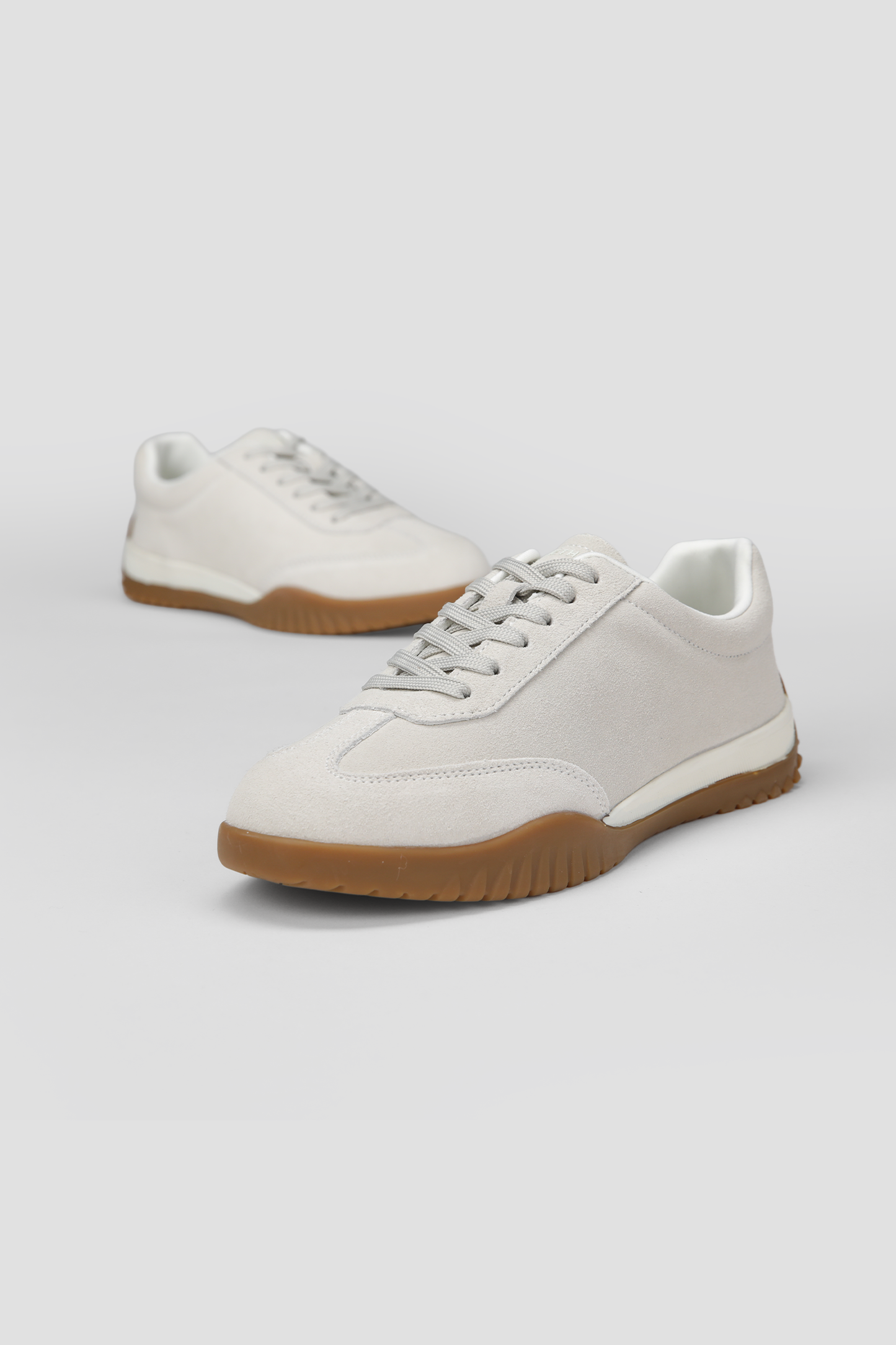 סניקרס עור זמש לנשים | קנת קול