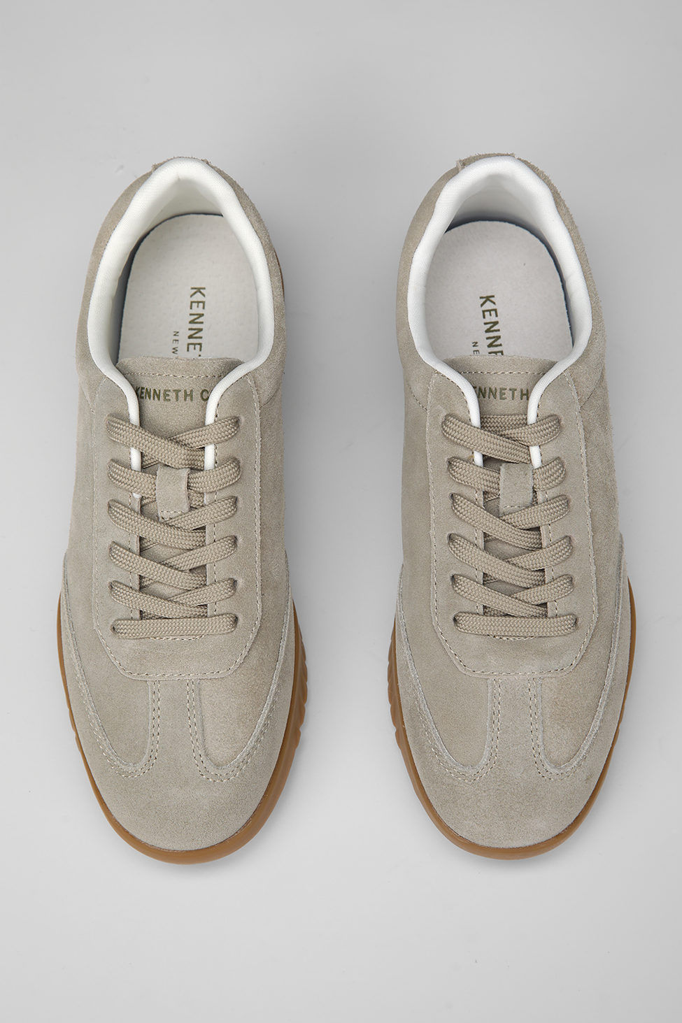 סניקרס עור זמש לנשים | קנת קול