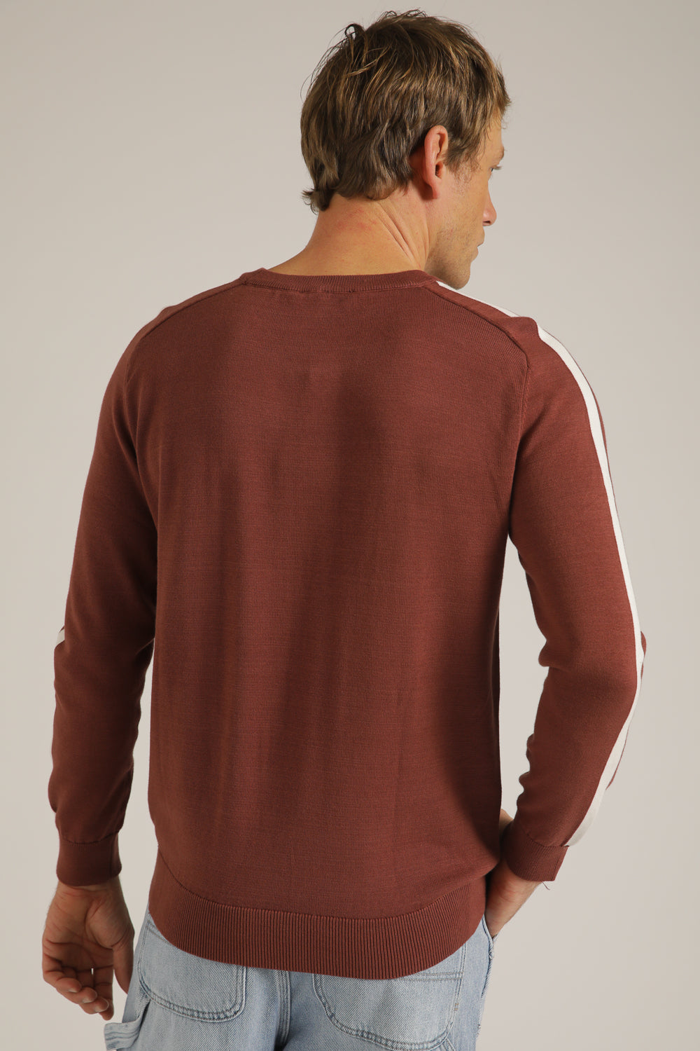 חולצת סריג בגזרת רגלן לגברים | קנת קול