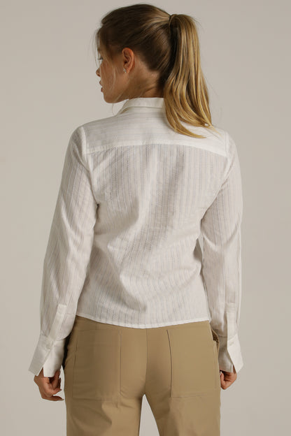 חולצה מכופתרת בטקסטורת פסים עדינה | קנת קול