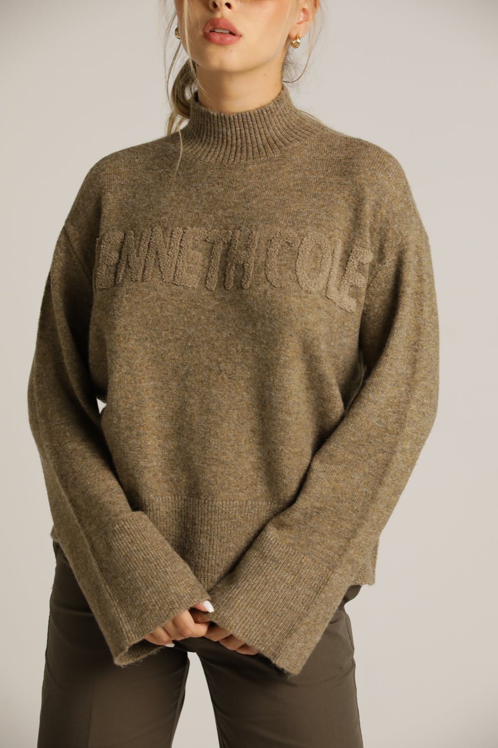 סריג עבה בסגנון גולף עם הטבעת לוגו | קנת קול