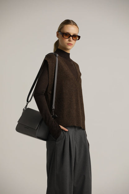 ווסט סרוג וינטג' עם כפתורים בצד | קנת קול