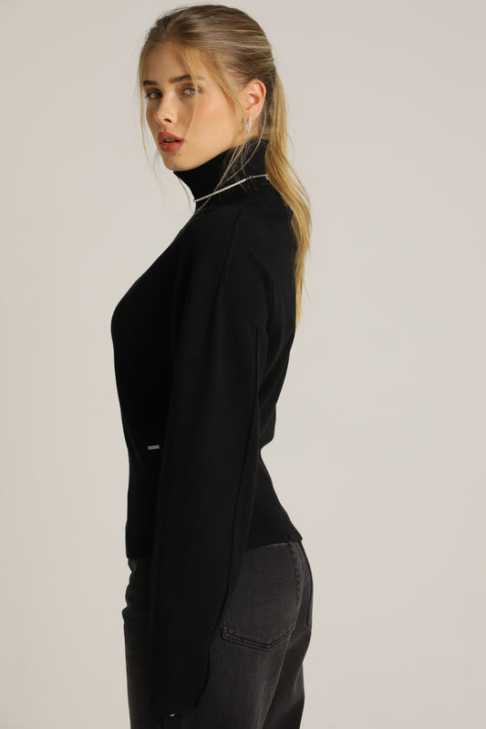 סריג גולף בגזרה קצרה עם שרוולים ארוכים | קנת קול