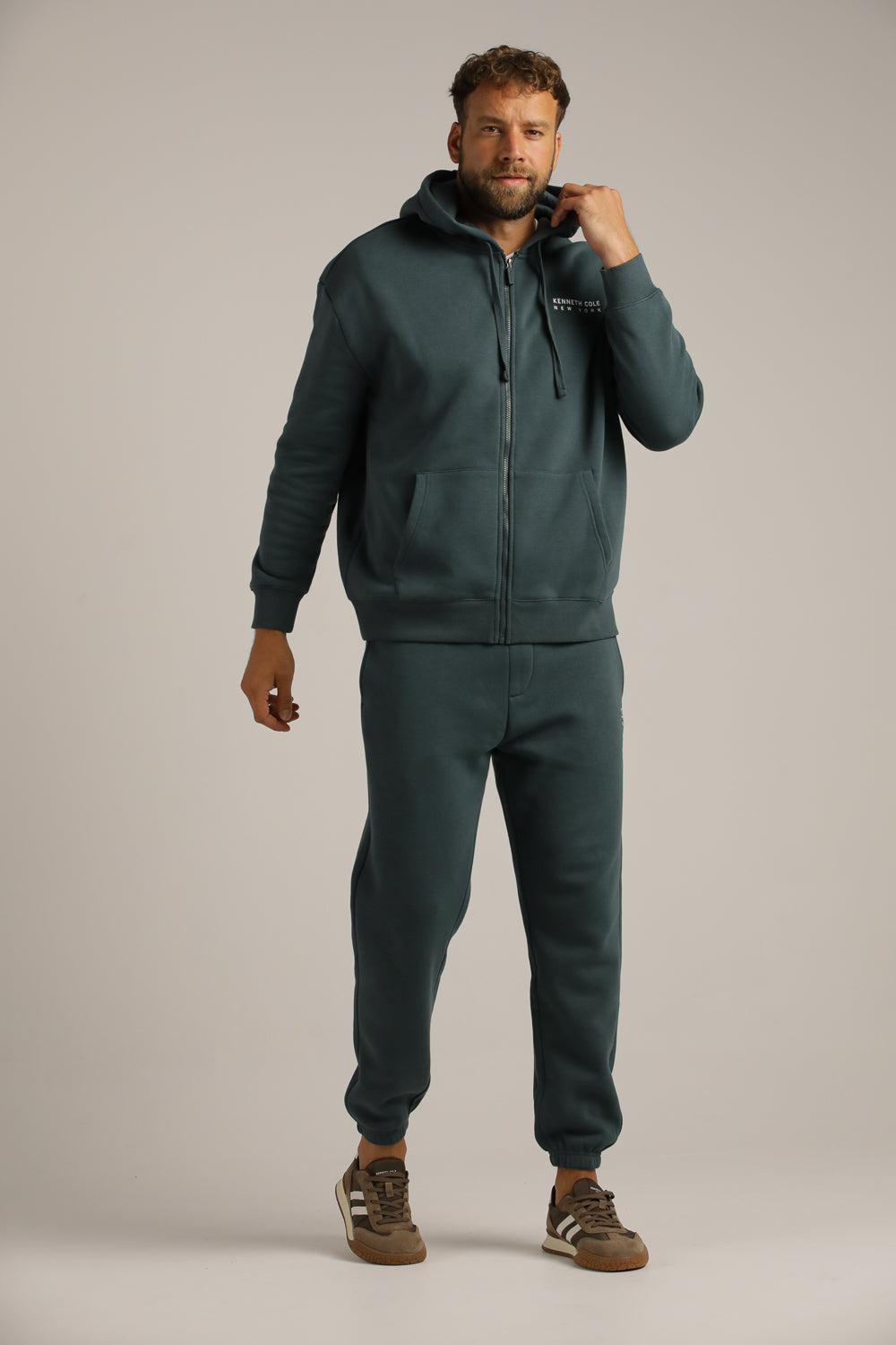 מכנסי טרנינג ממותגים לגברים | קנת קול