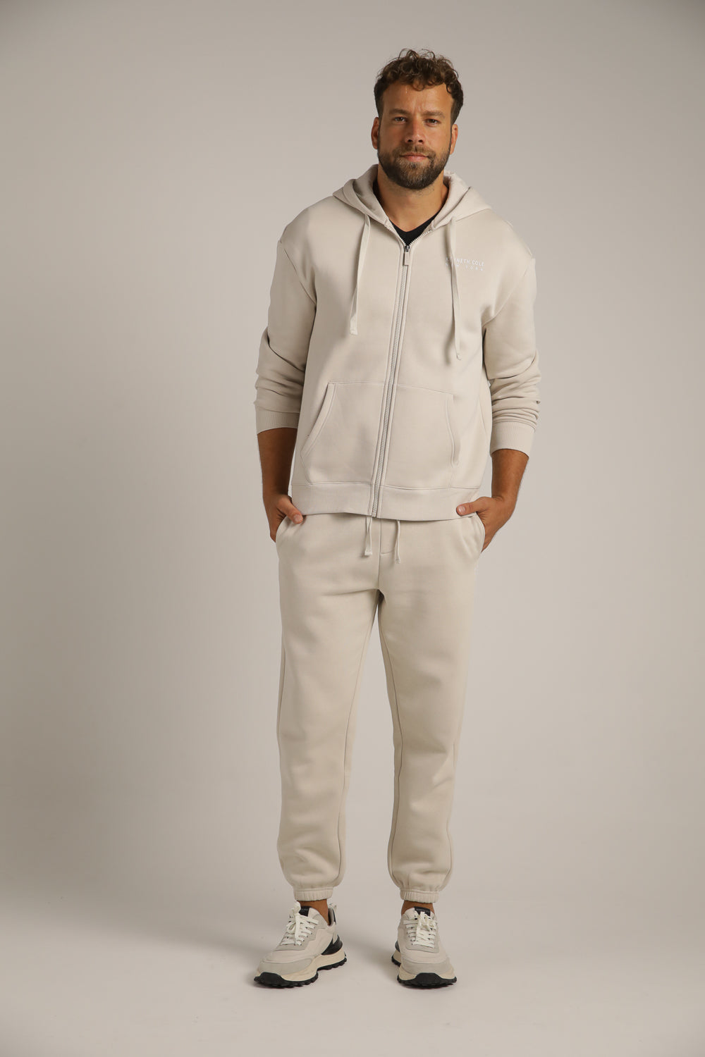 מנכסי טרנינג ממותגים לגברים | קנת קול