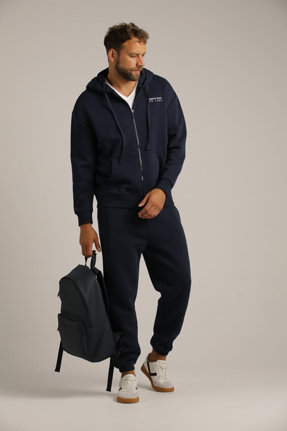 מנכסי טרנינג ממותגים לגברים | קנת קול