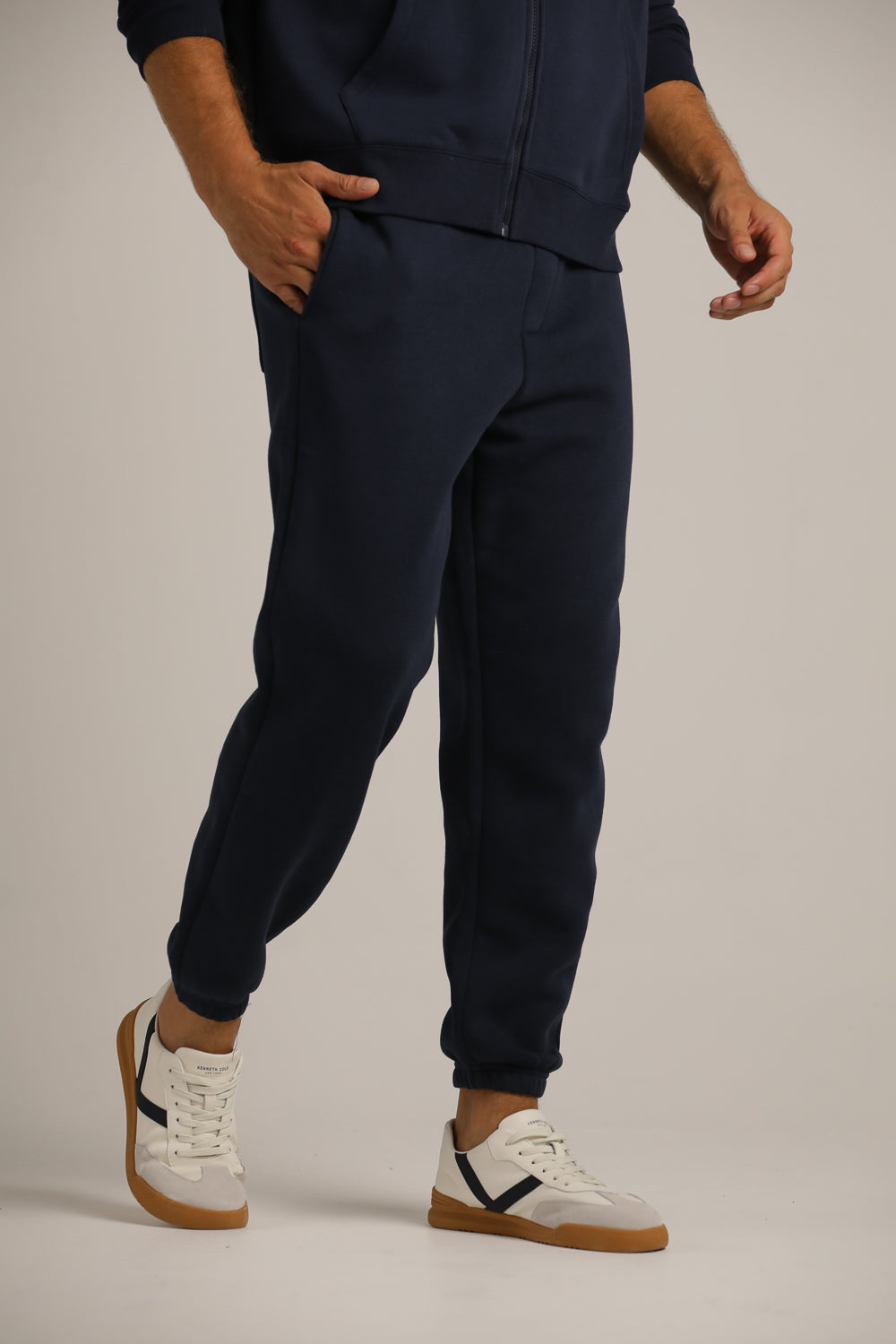 מנכסי טרנינג ממותגים לגברים | קנת קול