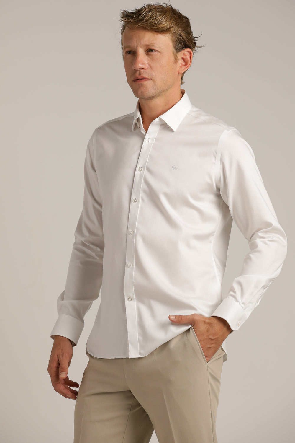 חולצה מכופתרת חלקה לגברים | קנת קול