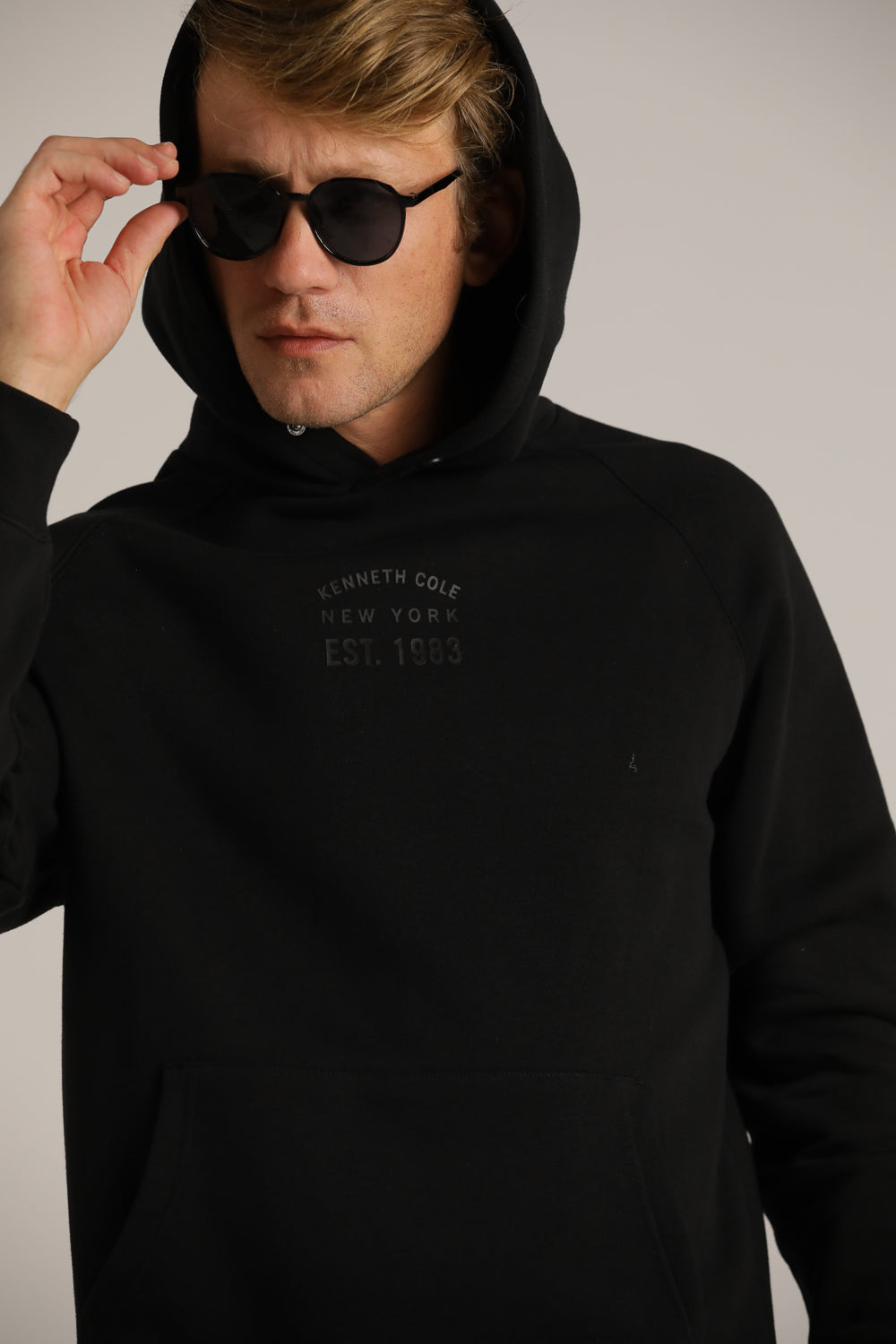 סווטשירט רגלן עם כובע קפוצ'ון | קנת קול