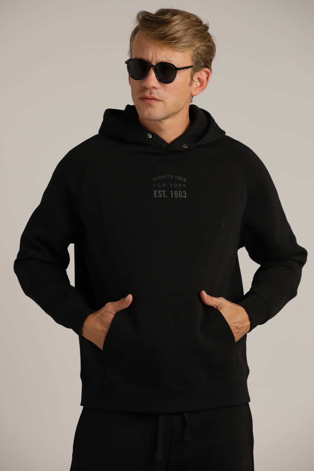 סווטשירט רגלן עם כובע קפוצ'ון | קנת קול