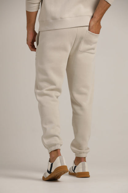 מכנסיים ארוכים עם הדפס לוגו לגברים | קנת קול