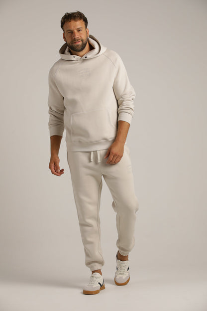 מכנסיים ארוכים עם הדפס לוגו לגברים | קנת קול