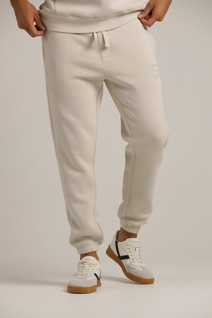 מכנסיים ארוכים עם הדפס לוגו לגברים | קנת קול