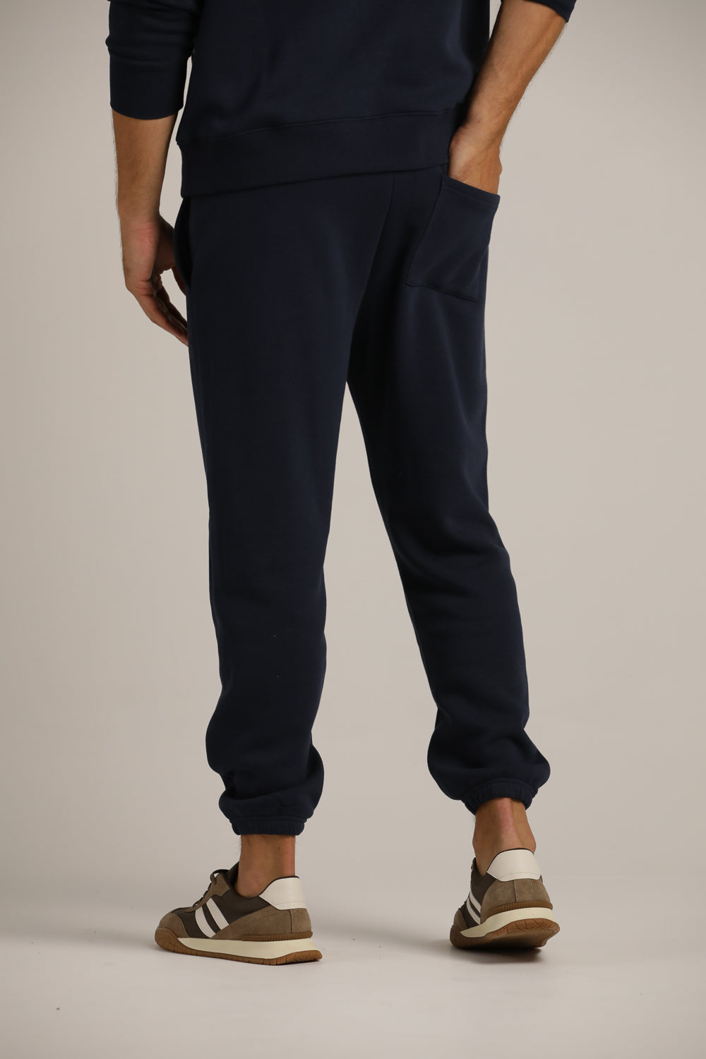 מכנסיים ארוכים עם הדפס לוגו לגברים | קנת קול