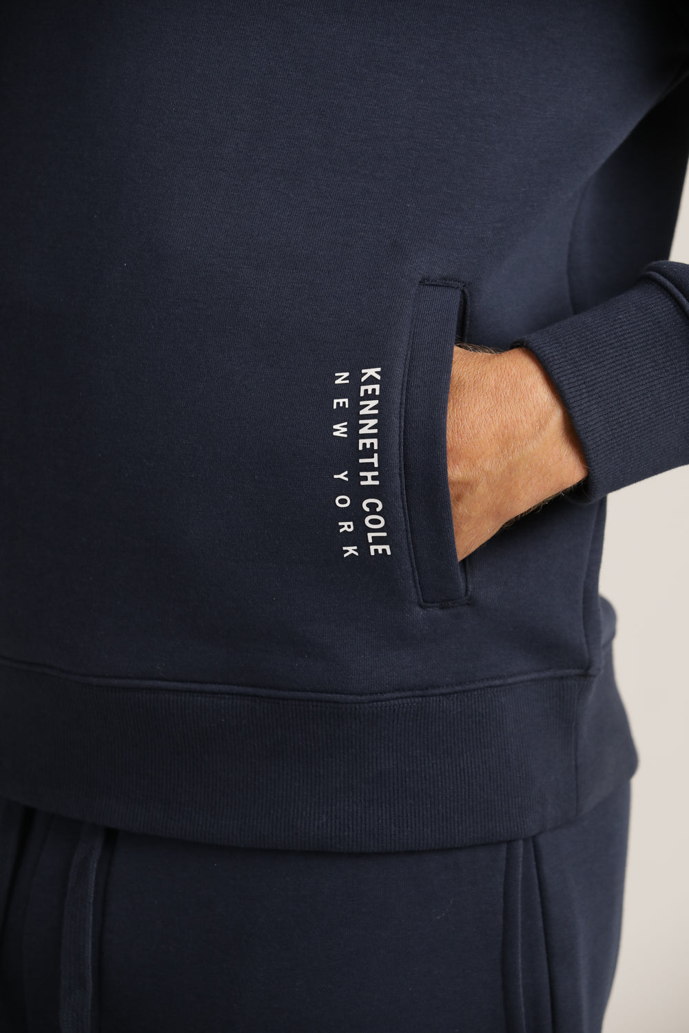 סווטשירט חצי רוכסן עם כיסים | קנת קול