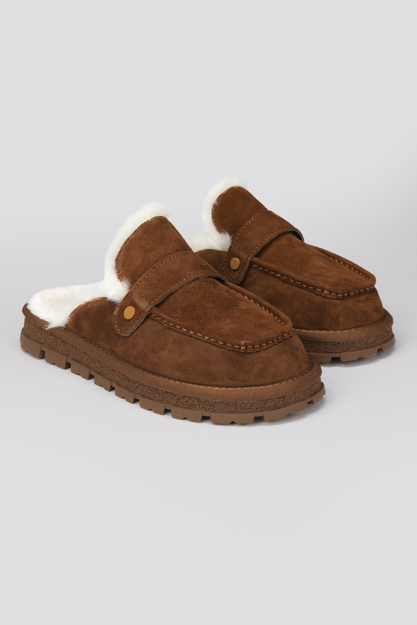 כפכפי מוקסין פרוותיים | קנת קול