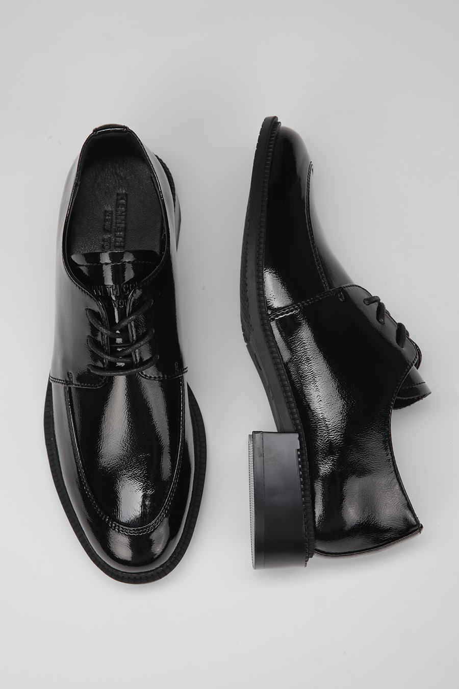 נעלי דרבי בעיצוב אלגנטי | קנת קול