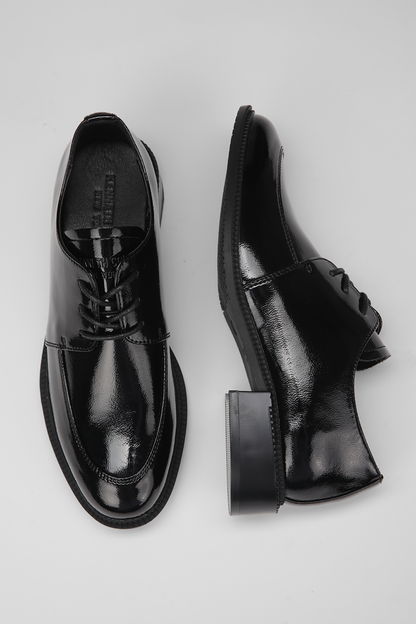 נעלי דרבי בעיצוב אלגנטי | קנת קול