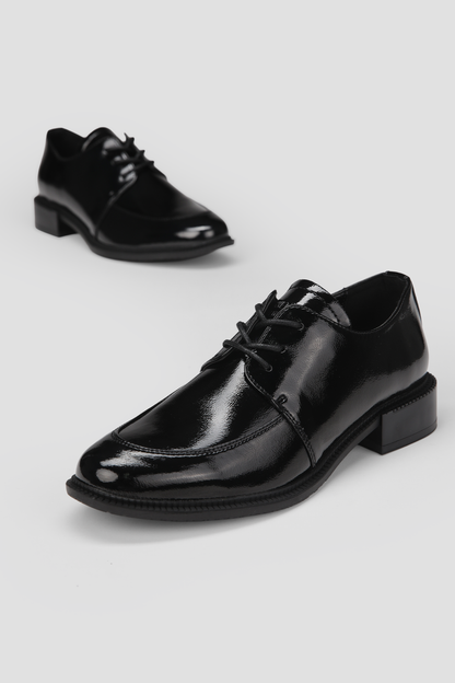 נעלי דרבי בעיצוב אלגנטי | קנת קול