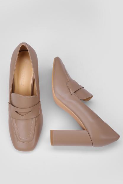 נעלי עקב במראה אלגנטי | קנת קול