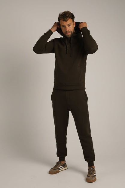 מכנסי טרנינג עם סיומת גומי | קנת קול