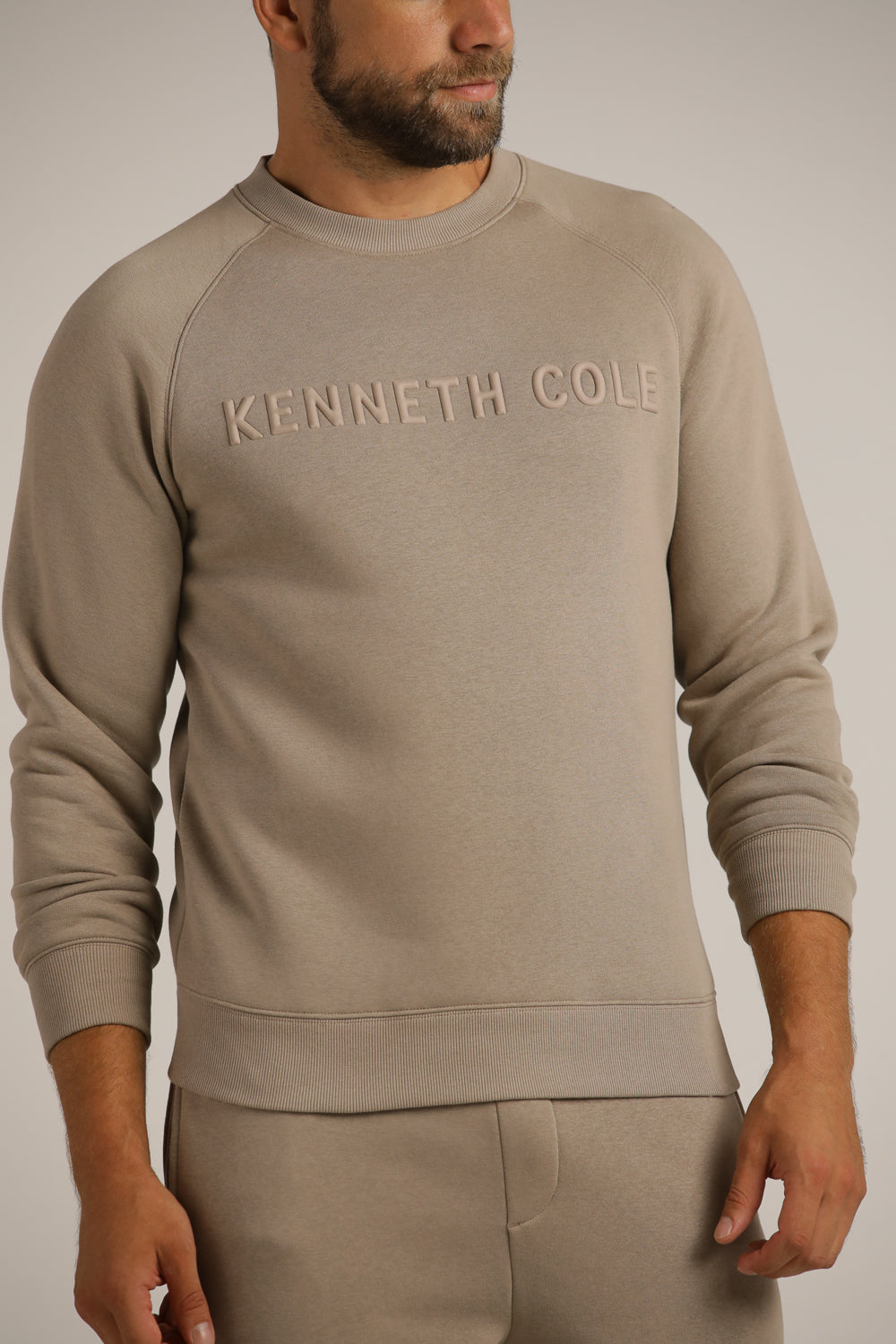 סווטשירט בגזרת רגלן עם לוגו | קנת קול