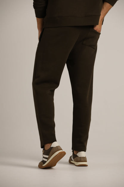 מכנסי טרנינג בגזרה ישרה | קנת קול