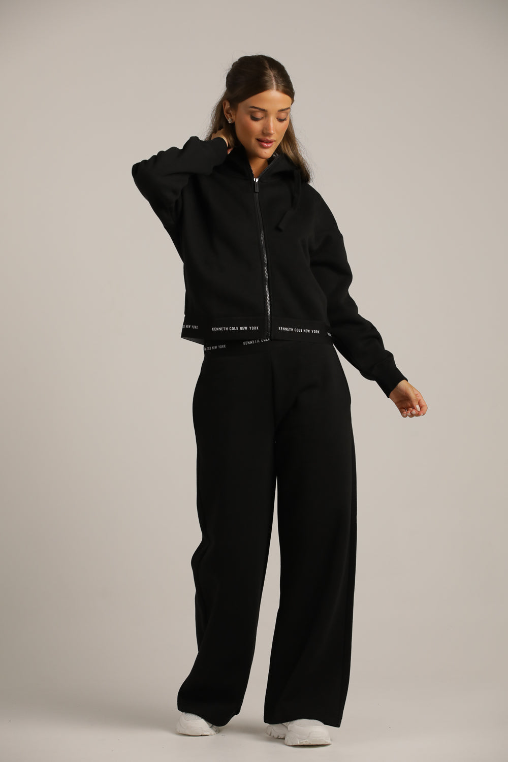 ג'קט עם סיומת גומי ממותגת | קנת קול