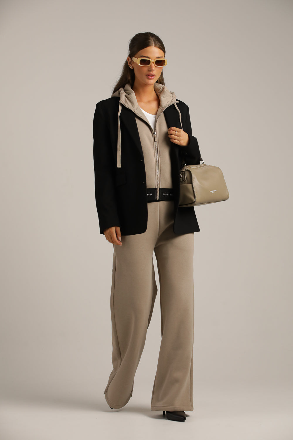 ג'קט עם סיומת גומי ממותגת | קנת קול