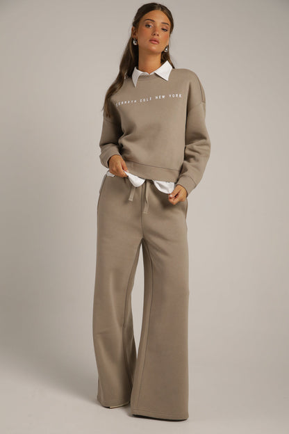 מכנסיים אורכים בגזרה רחבה | קנת קול