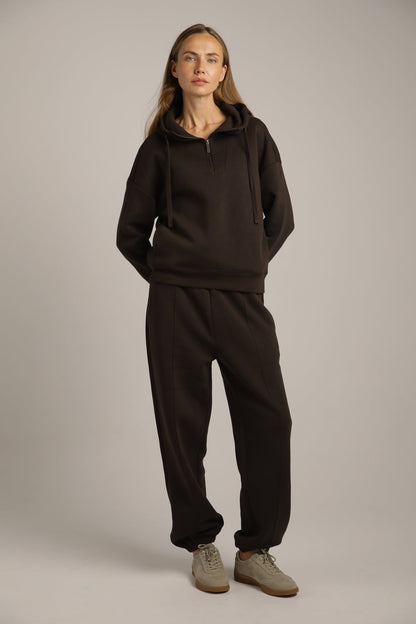 מכנסי טרנינג עם גומי בסיומת | קנת קול