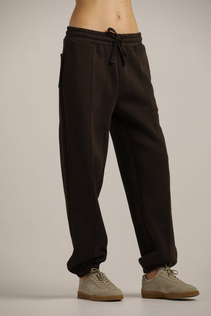 מכנסי טרנינג עם גומי בסיומת | קנת קול