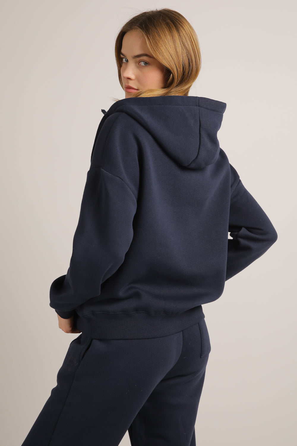 סווטשירט אוברסייז עם קפוצ'ון | קנת קול