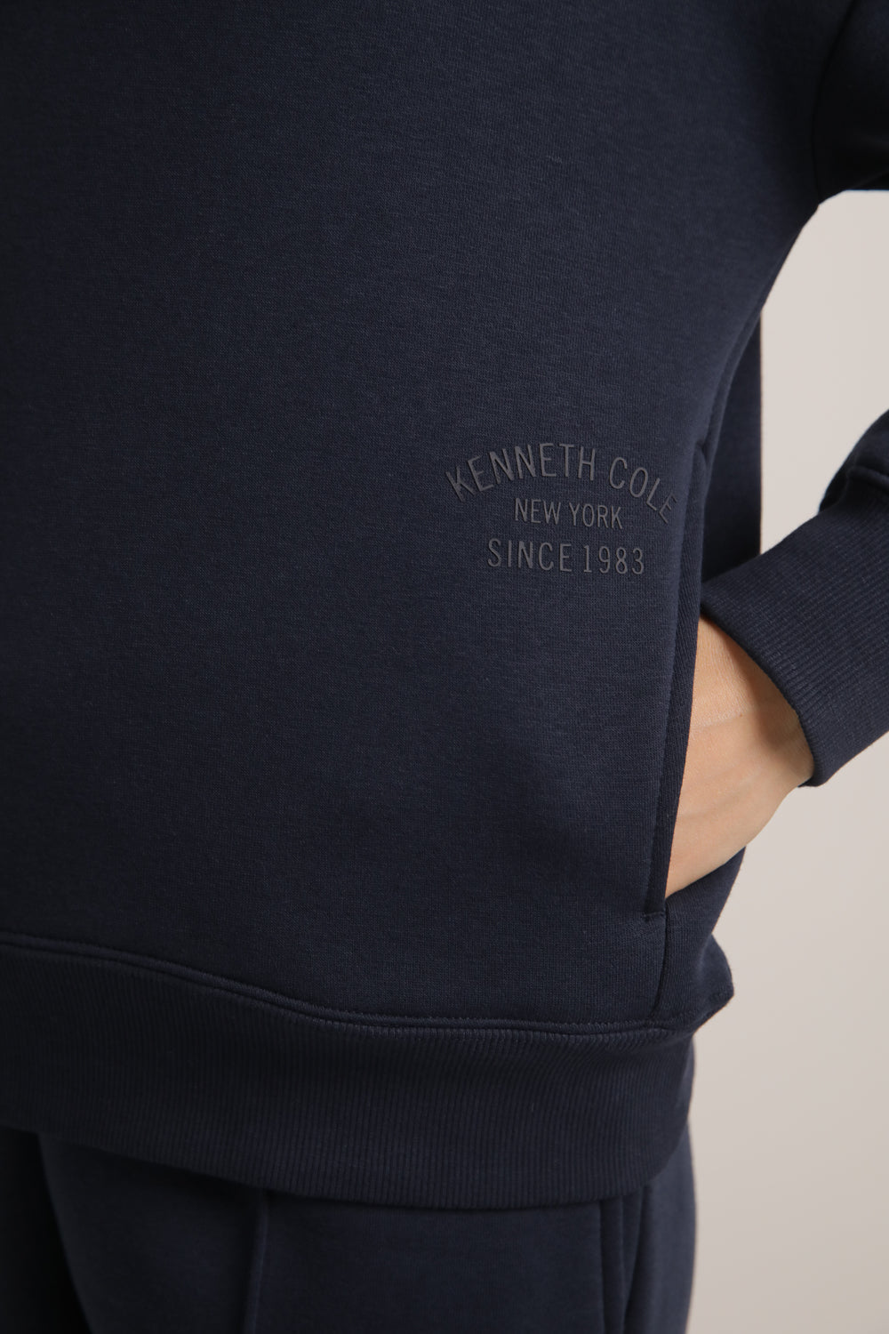 סווטשירט אוברסייז עם קפוצ'ון | קנת קול