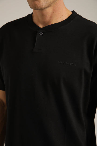 טישירט קצרה עם צוארון הנלי | קנת קול