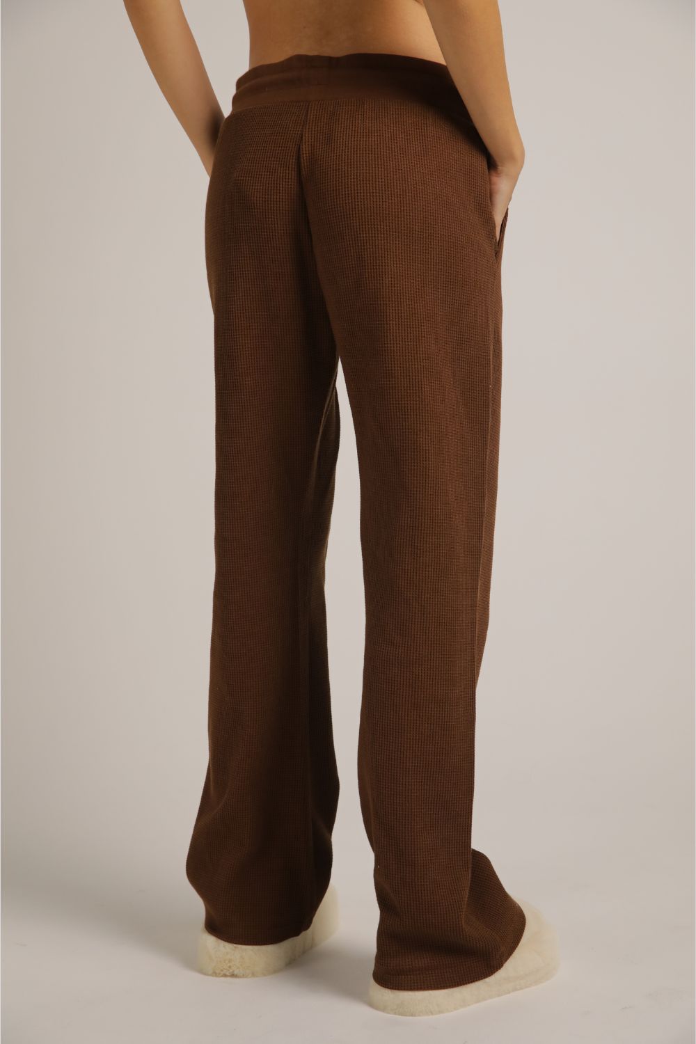 מכנסי טרנינג וואפל בגזרה רחבה | קנת קול