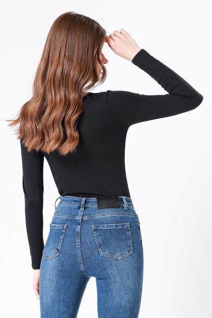 KENNETH COLE - טישירט ג'רסי שחורה - MASHBIR//365