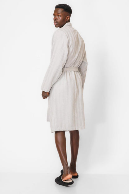 KENNETH COLE - חלוק מגבת אריגת פסים בצבע אפור - MASHBIR//365