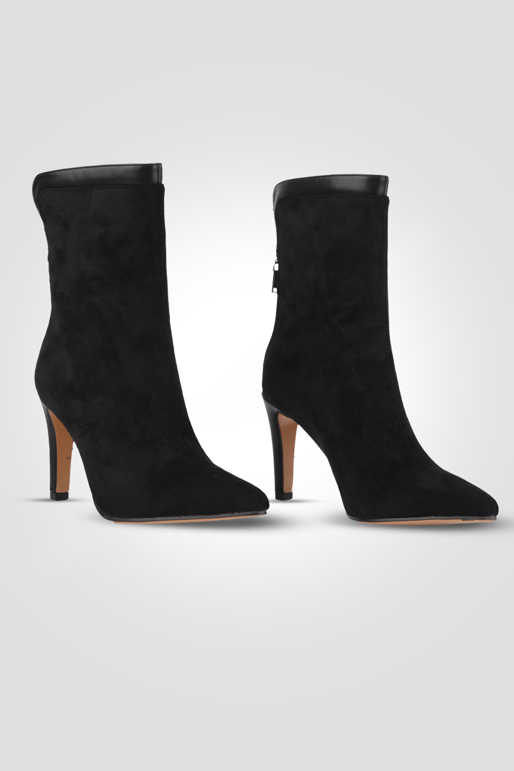 KENNETH COLE - מגפון עקב לנשים בצבע שחור - MASHBIR//365
